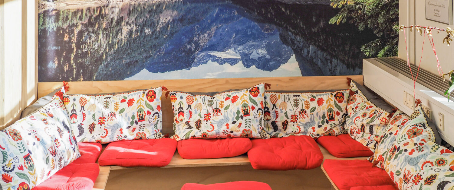 Selvhjælp Silkeborg piger der snakker